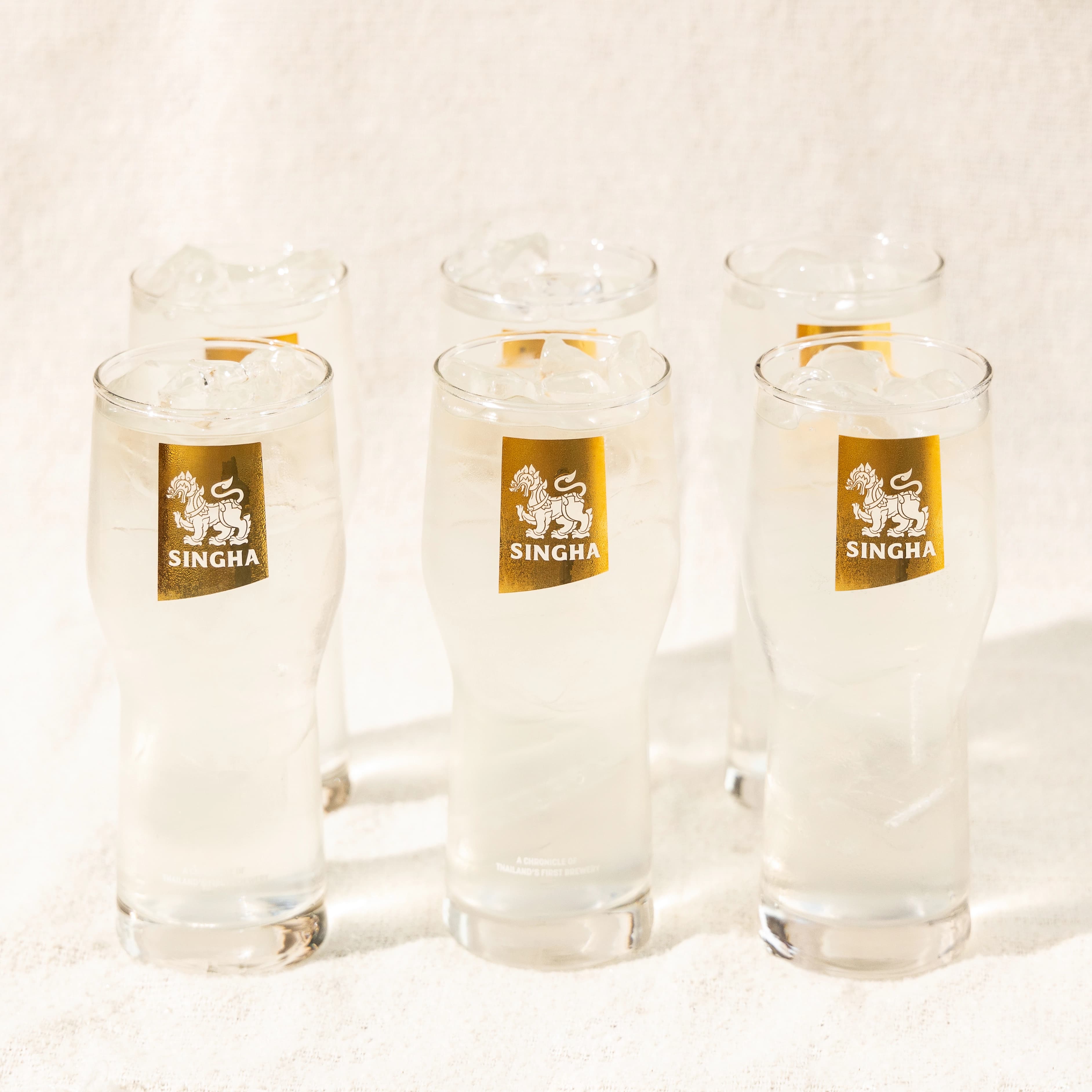 Singha Glasses 610ml — 2/2